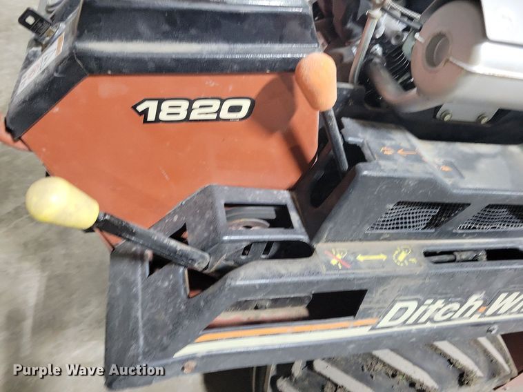 image for item DN4213 2003 Ditch Witch 1820H  trencher