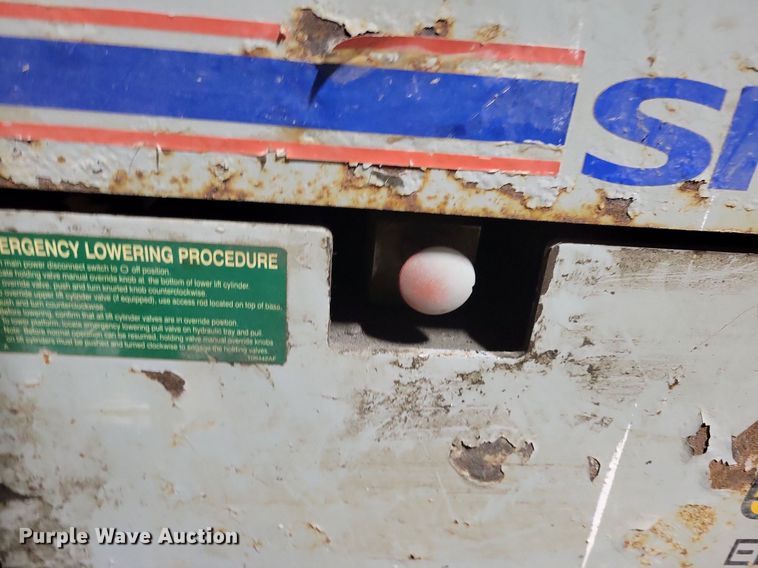 image for item DN4214 Skyjack SJIII 3226  scissor lift