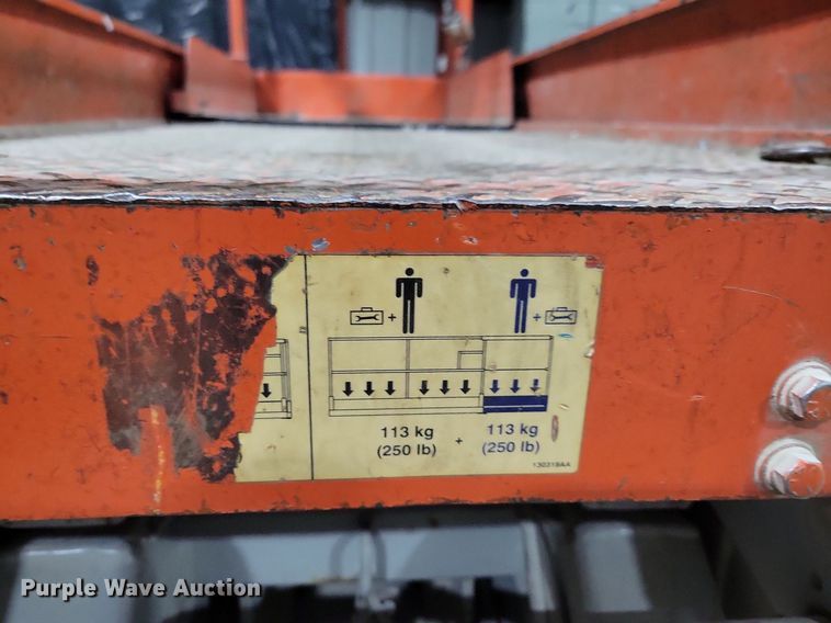 image for item DN4214 Skyjack SJIII 3226  scissor lift