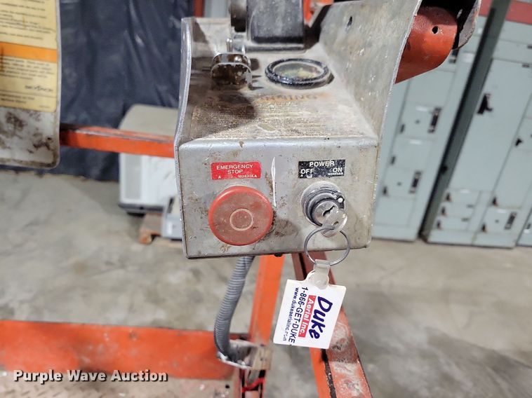 image for item DN4214 Skyjack SJIII 3226  scissor lift