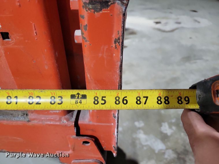 image for item DN4214 Skyjack SJIII 3226  scissor lift