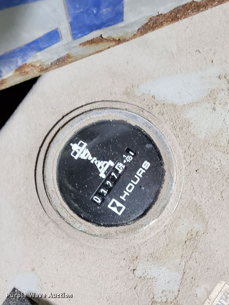 image for item DN4214 Skyjack SJIII 3226  scissor lift