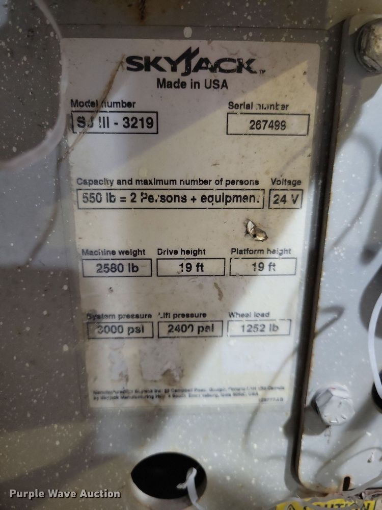 image for item DN4215 2007 Skyjack SJIII 3219  scissor lift