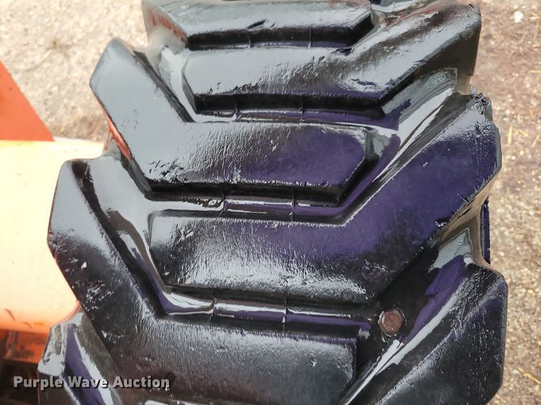 image for item DN4216 2006 JLG 600A  boom lift