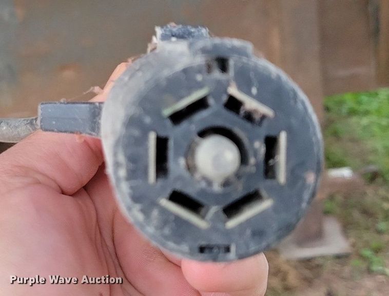 image for item DN4217 1993 Featherlite Econolite  enclosed cargo trailer