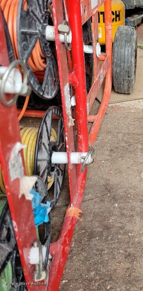 image for item DN4217 1993 Featherlite Econolite  enclosed cargo trailer