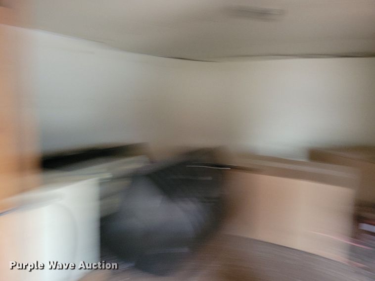 image for item DN4217 1993 Featherlite Econolite  enclosed cargo trailer