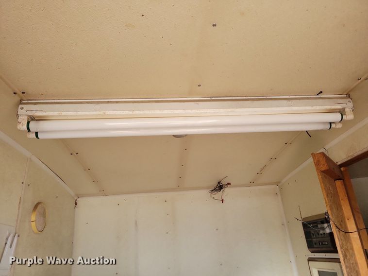 image for item DN4217 1993 Featherlite Econolite  enclosed cargo trailer