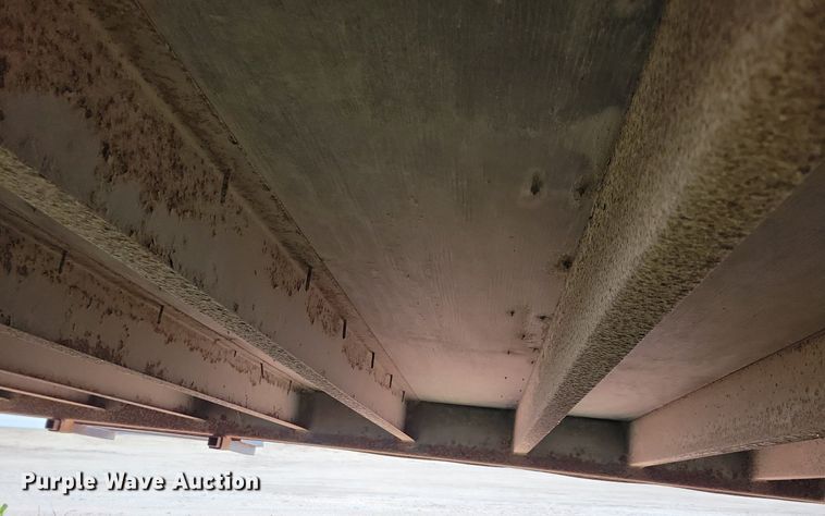 image for item DN4217 1993 Featherlite Econolite  enclosed cargo trailer