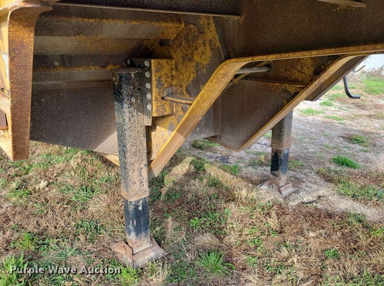 image for item DN4218 2000 Trail King TK80RG  drop deck equipment trailer