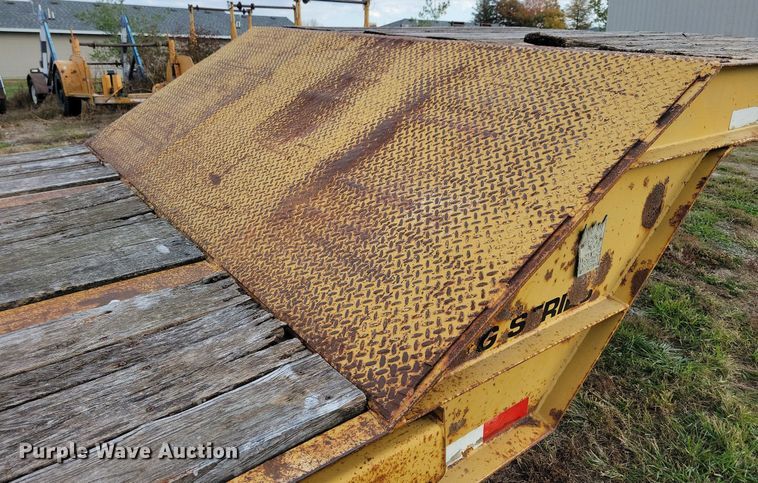 image for item DN4218 2000 Trail King TK80RG  drop deck equipment trailer