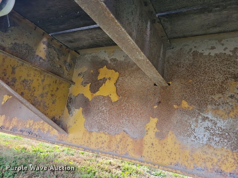 image for item DN4218 2000 Trail King TK80RG  drop deck equipment trailer