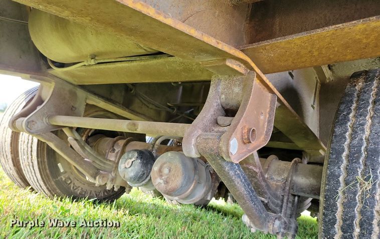 image for item DN4218 2000 Trail King TK80RG  drop deck equipment trailer