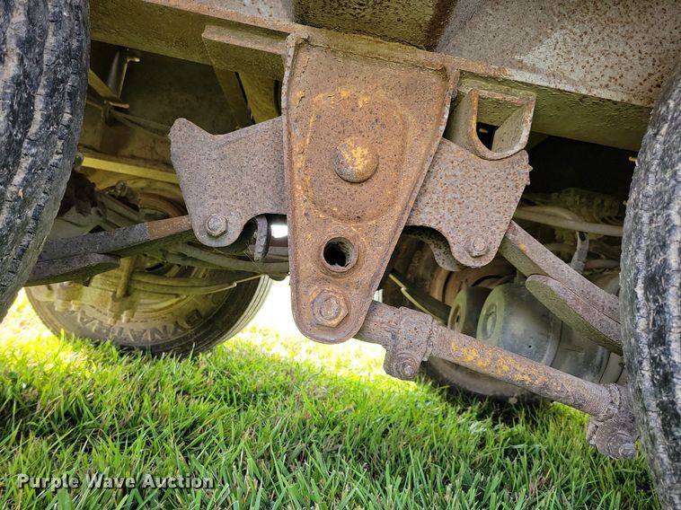 image for item DN4218 2000 Trail King TK80RG  drop deck equipment trailer