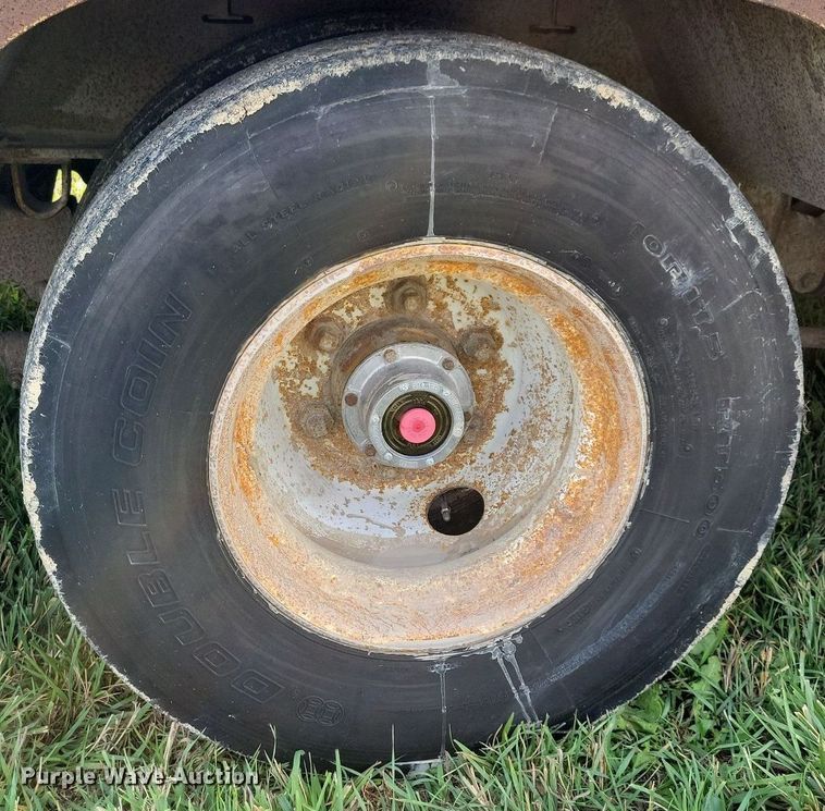 image for item DN4218 2000 Trail King TK80RG  drop deck equipment trailer