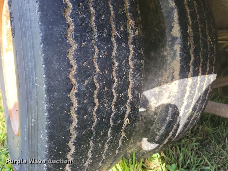 image for item DN4218 2000 Trail King TK80RG  drop deck equipment trailer