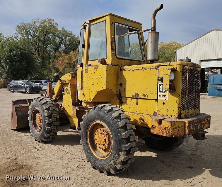 image for item DN7028 1973 Caterpillar 920  wheel loader