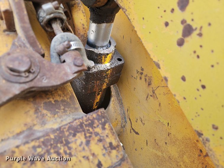 image for item DN7028 1973 Caterpillar 920  wheel loader