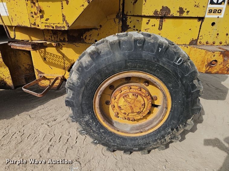 image for item DN7028 1973 Caterpillar 920  wheel loader