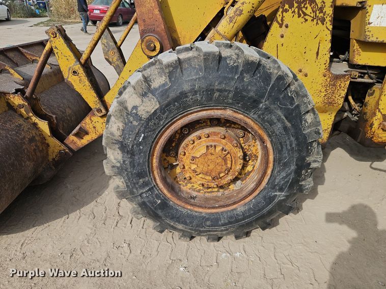 image for item DN7028 1973 Caterpillar 920  wheel loader