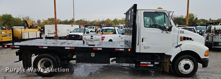 image for item DN7032 2005 Sterling Acterra  flatbed truck
