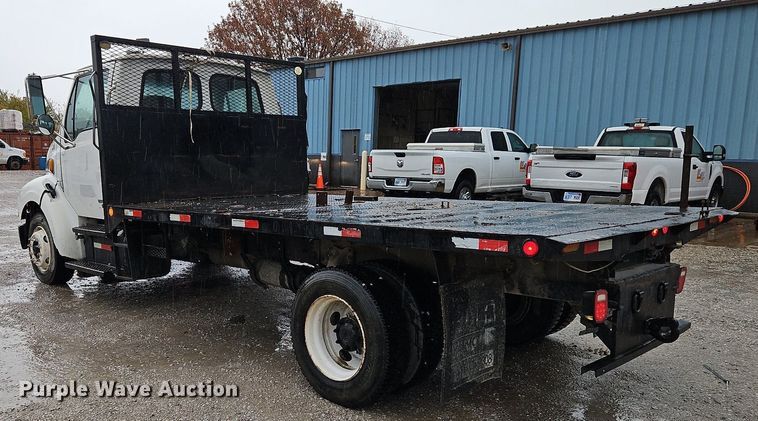 image for item DN7032 2005 Sterling Acterra  flatbed truck