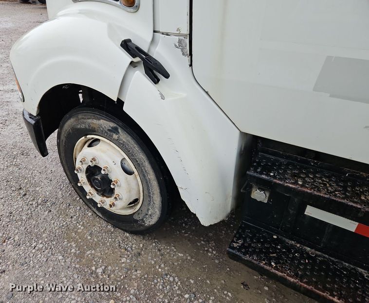 image for item DN7032 2005 Sterling Acterra  flatbed truck