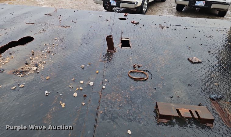 image for item DN7032 2005 Sterling Acterra  flatbed truck