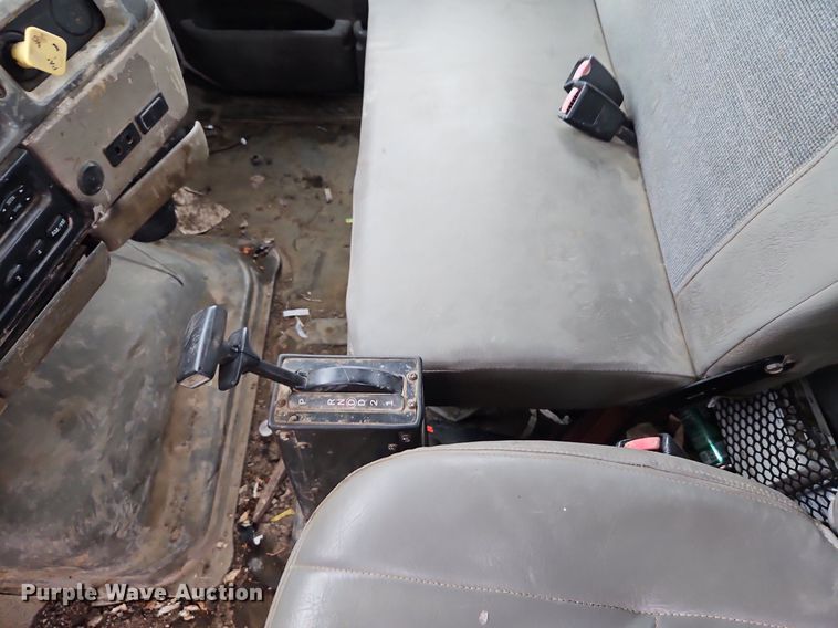 image for item DN7032 2005 Sterling Acterra  flatbed truck