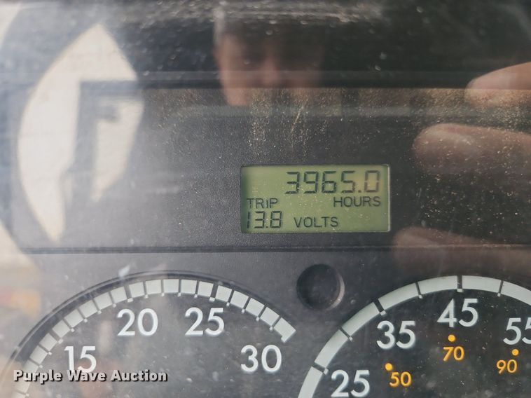 image for item DN7032 2005 Sterling Acterra  flatbed truck