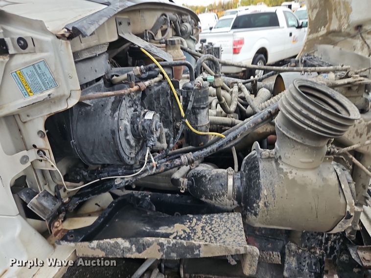 image for item DN7032 2005 Sterling Acterra  flatbed truck