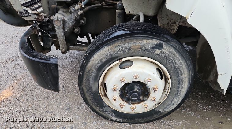 image for item DN7032 2005 Sterling Acterra  flatbed truck