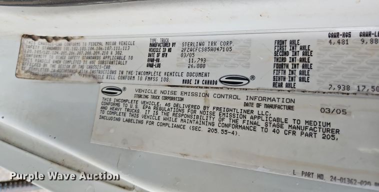 image for item DN7032 2005 Sterling Acterra  flatbed truck