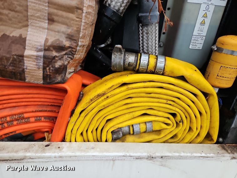 image for item DN7033 2012 Sullair 900XHH1Q50XH  air compressor