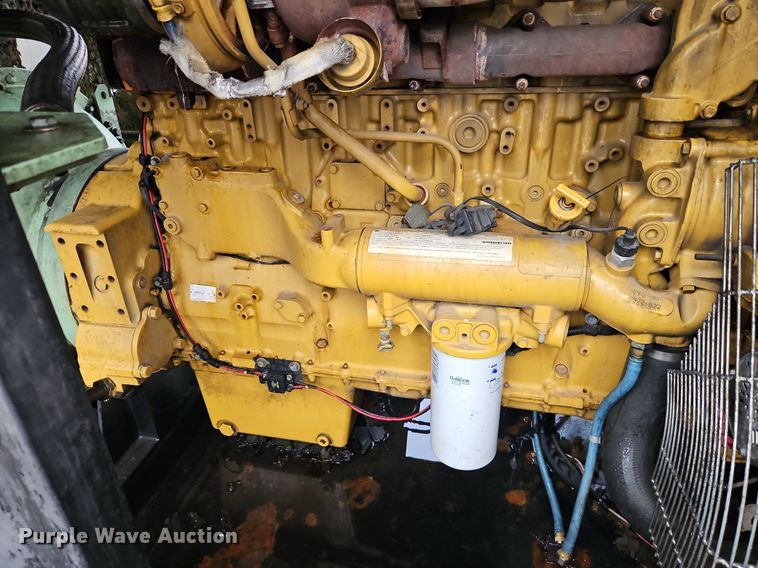 image for item DN7033 2012 Sullair 900XHH1Q50XH  air compressor