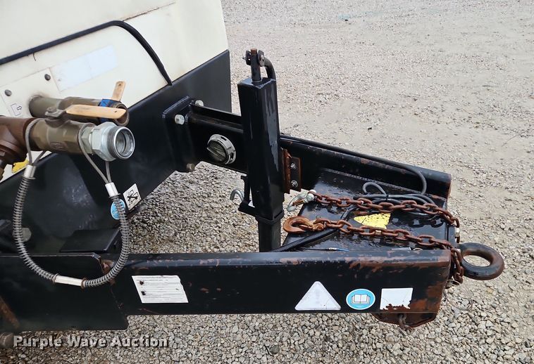 image for item DN7033 2012 Sullair 900XHH1Q50XH  air compressor