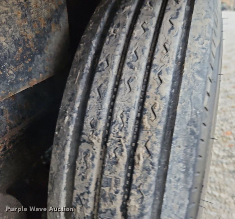 image for item DN7033 2012 Sullair 900XHH1Q50XH  air compressor