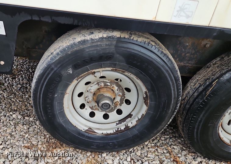 image for item DN7033 2012 Sullair 900XHH1Q50XH  air compressor