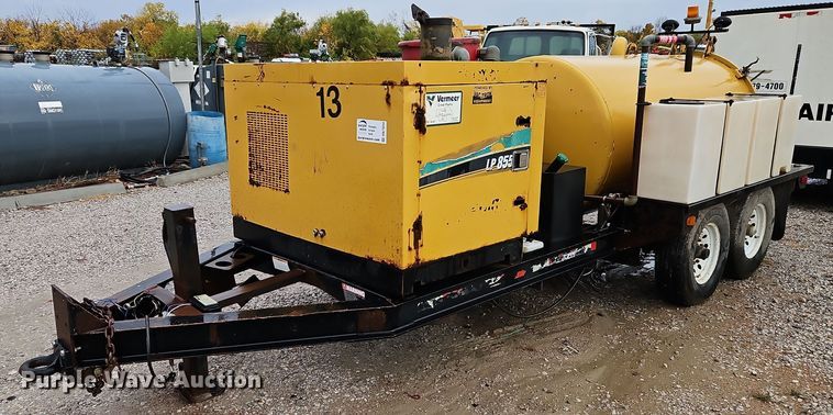 image for item DN7034 2012 Vermeer LP855 SDT  vacuum excavator