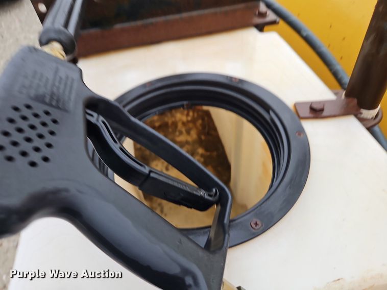 image for item DN7034 2012 Vermeer LP855 SDT  vacuum excavator