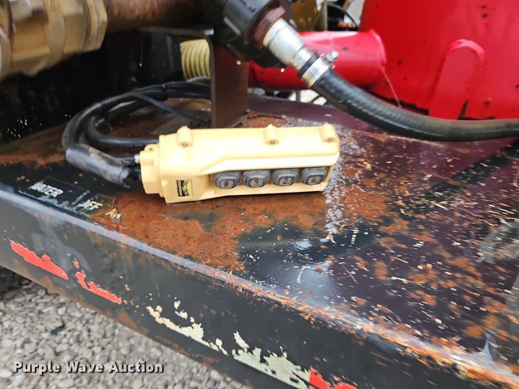 image for item DN7034 2012 Vermeer LP855 SDT  vacuum excavator