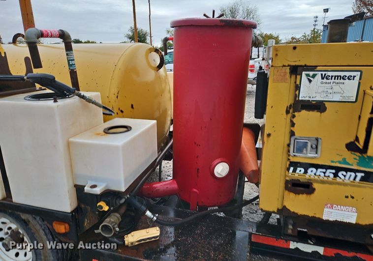 image for item DN7034 2012 Vermeer LP855 SDT  vacuum excavator