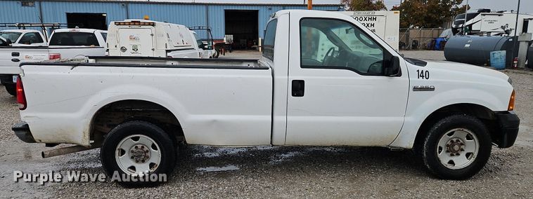 image for item DN7035 2007 Ford F250 Super Duty XL  pickup truck
