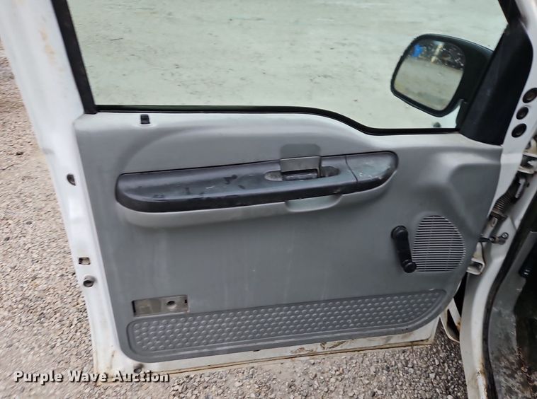 image for item DN7035 2007 Ford F250 Super Duty XL  pickup truck