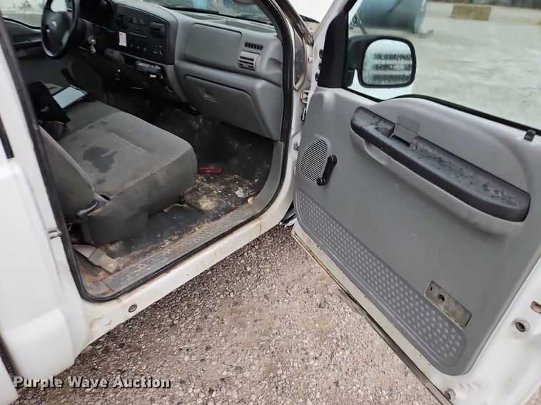 image for item DN7035 2007 Ford F250 Super Duty XL  pickup truck