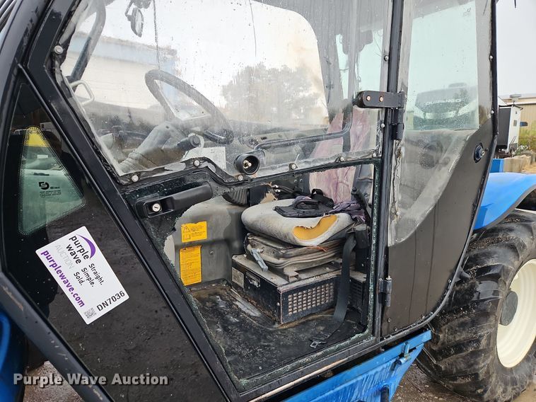 image for item DN7036 New Holland  telehandler