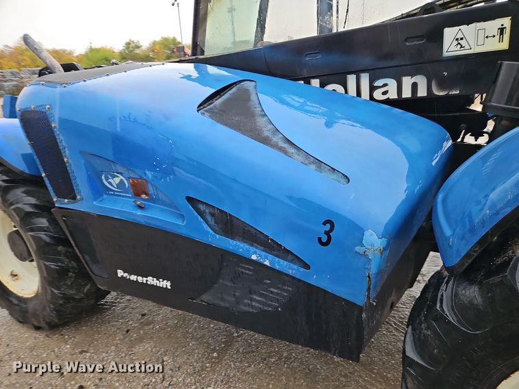 image for item DN7036 New Holland  telehandler