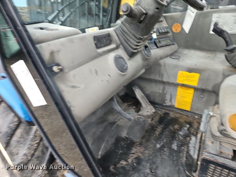 image for item DN7036 New Holland  telehandler