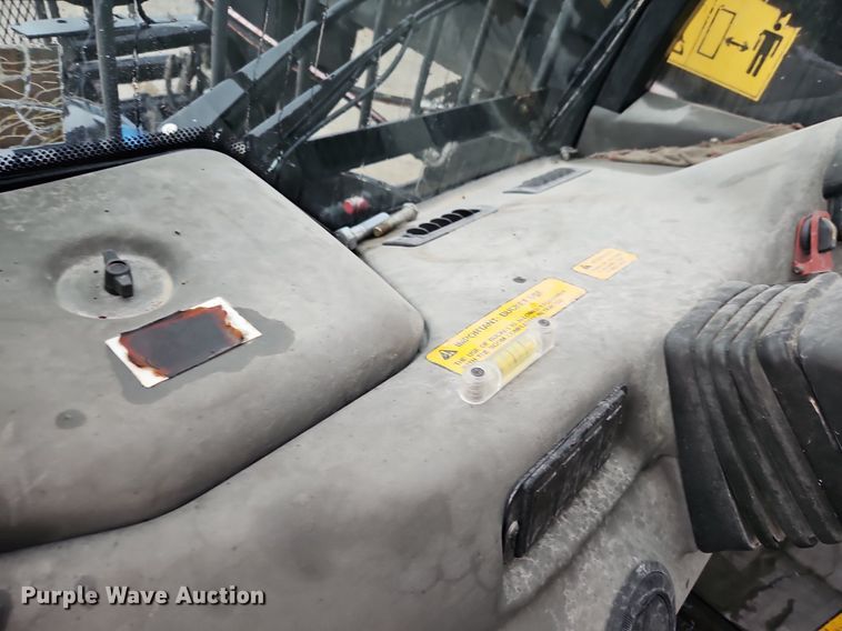 image for item DN7036 New Holland  telehandler