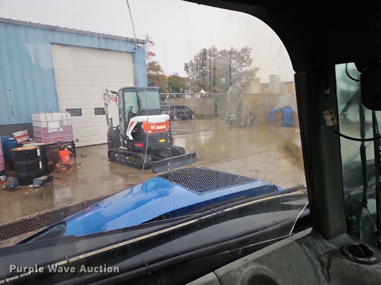 image for item DN7036 New Holland  telehandler